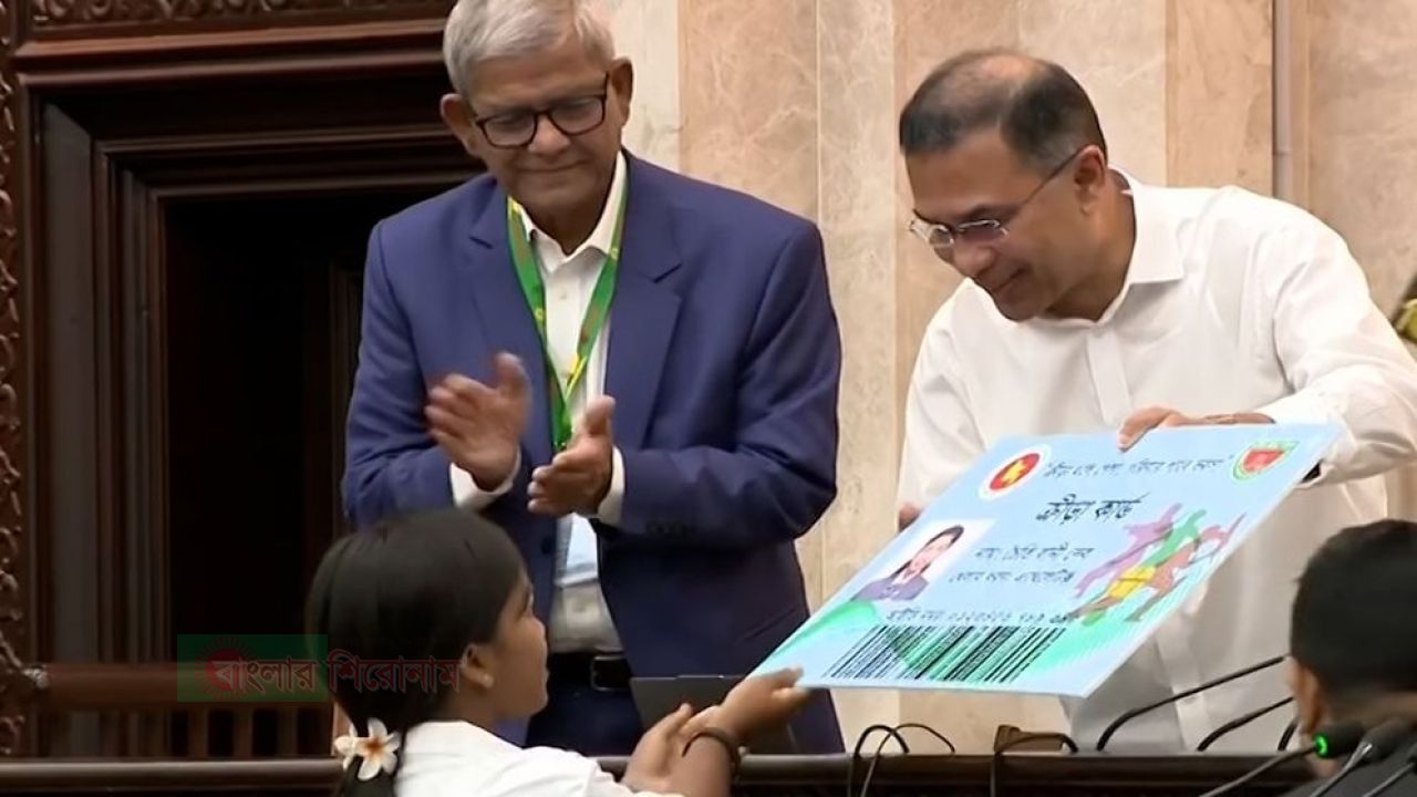 ক্রীড়া কার্ড ও ভাতা কার্যক্রম উদ্বোধন করলেন প্রধানমন্ত্রী