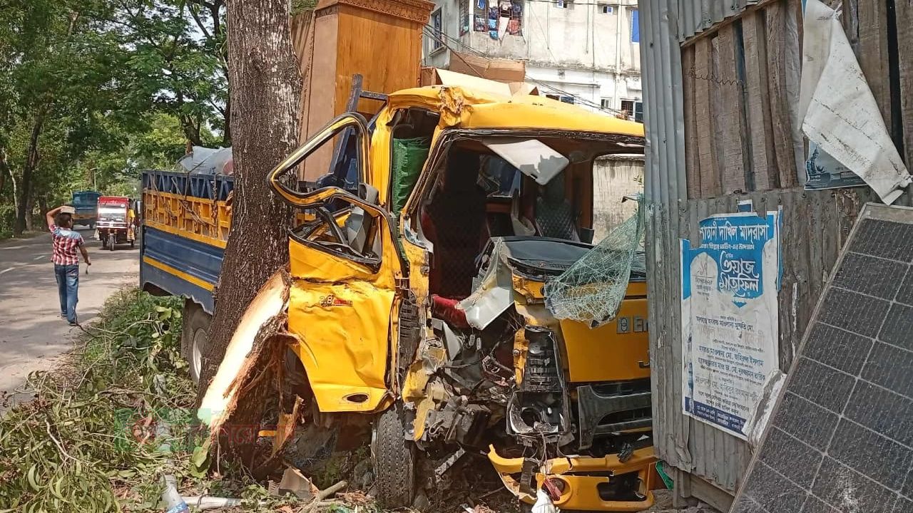 দুমকীতে সড়ক দুর্ঘটনা নিহত ১ - আহত ১