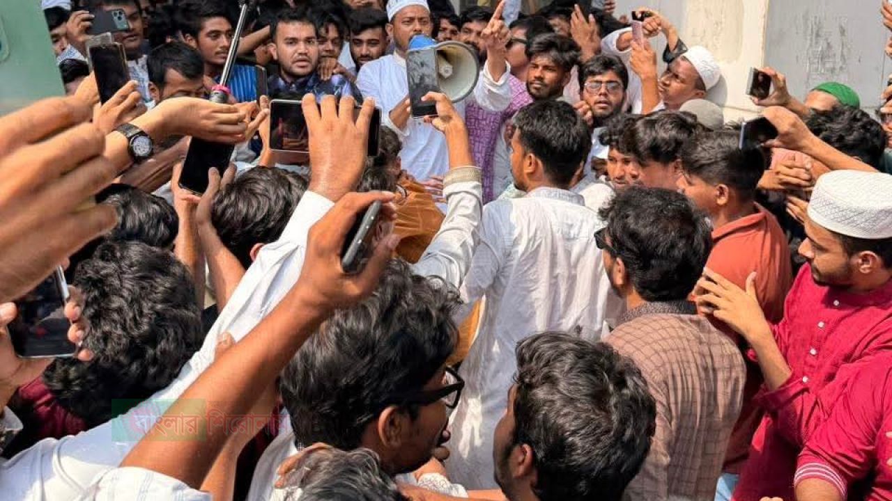 ভারতের বিজেপি জয়ী হওয়ায় গেরুয়া  বাংলাদেশের কাছে এসে গেছে- নাসিরুদ্দিন পাটোয়ারী 