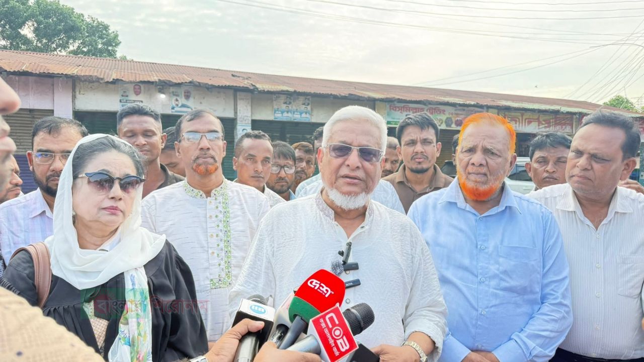 প্রধানমন্ত্রীর কক্সবাজার সফর উপলক্ষে অনুষ্ঠানস্থল পরিদর্শন করলেন শাহজাহান চৌধুরী