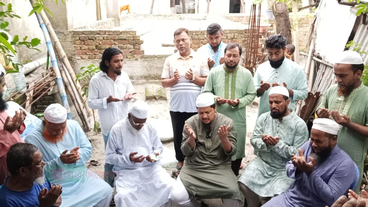 ফতুল্লায় কাভার্ড ভ্যানচাপায় মাদ্রাসাছাত্র নিহত: ভুক্তভোগী পরিবারের পাশে জামায়াত নেতৃবৃন্দ 