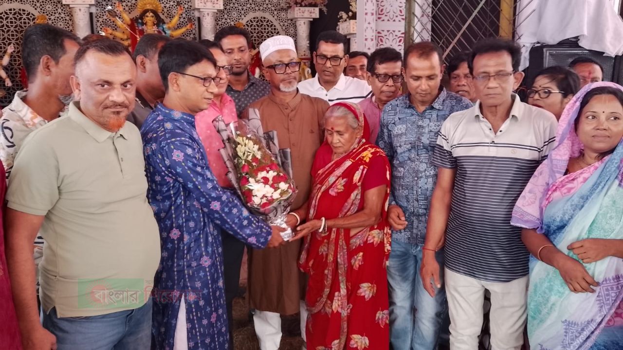 লক্ষ্মীনারায়ণ মন্দিরের প্রবেশগেটে নতুন তালা, দুই পক্ষকে চাবি হস্তান্তর